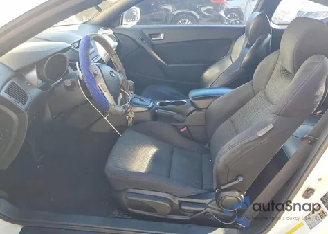 2010 Hyundai Genesis Coupe 2.0T z USA, uszkodzony, nr VIN KMHHT6KD9AU027930